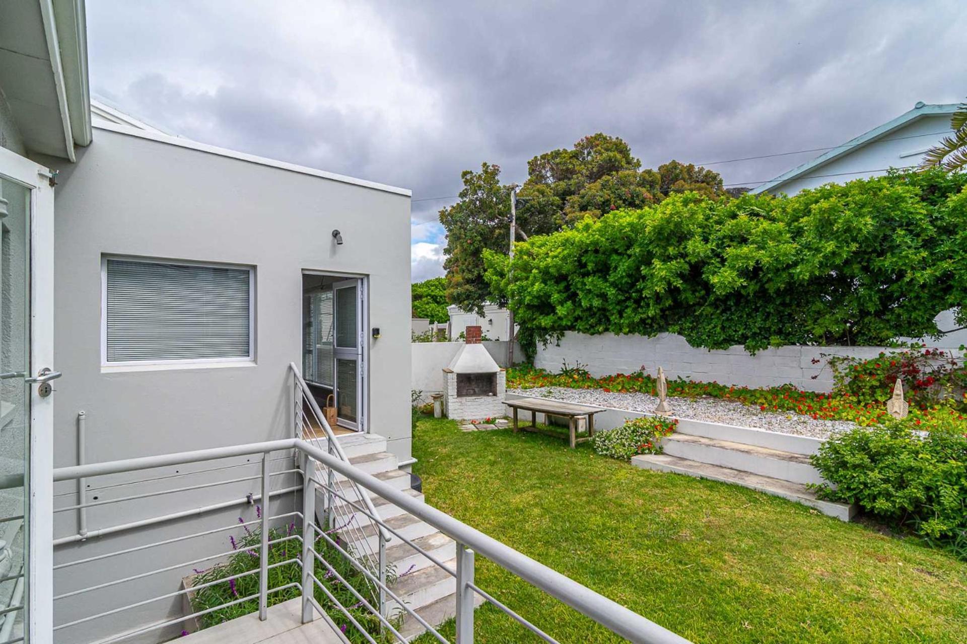 A Stone'S Throw In Voelklip Villa Hermanus Exterior photo